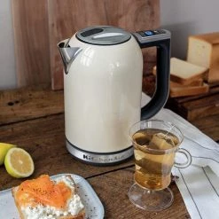Kitchenaid Théières Bouilloire 1,7 L Crème En Métal Beige -saladiers et coupelles Soldes bouilloire 1 7 l creme en metal beige 2