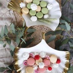 Kare Design Plats, Saladiers Et Coupelles Coupe Feuille De Ginkgo En Porcelaine Blanche Et Dorée -saladiers et coupelles Soldes coupe feuille de ginkgo en porcelaine blanche et doree 1