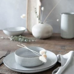 Maisons Du Monde Vaisselle De Noël Coupelle En Faïence Gris Clair 16x5 -saladiers et coupelles Soldes coupelle en faience gris clair 16x5 1000 2 27 207487 2