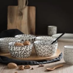 Maisons Du Monde Vaisselle De Noël Plateau Apéritif En Bambou 5 Bols En Faïence 8 Maisons Du Monde Vaisselle De Noël Plateau Apéritif En Bambou 5 Bols En Faïence -saladiers et coupelles Soldes plateau aperitif en bambou 5 bols en faience 1000 0 9 182869 4