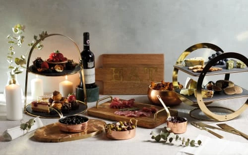 Artesà Plats, Saladiers Et Coupelles Plateau Rond à 2 Niveaux Fini Laiton Et En Ardoise Doré Noir 4 Artesà Plats, Saladiers Et Coupelles Plateau Rond à 2 Niveaux Fini Laiton Et En Ardoise Doré Noir – Image 2